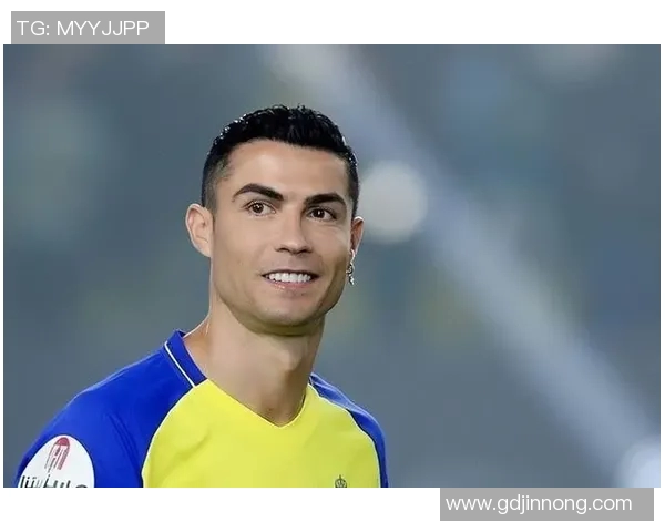 足球明星们如何看待C罗的职业生涯与场上表现的深度评析 足球明星们如何看待C罗的职业生涯与场上表现的深度评析