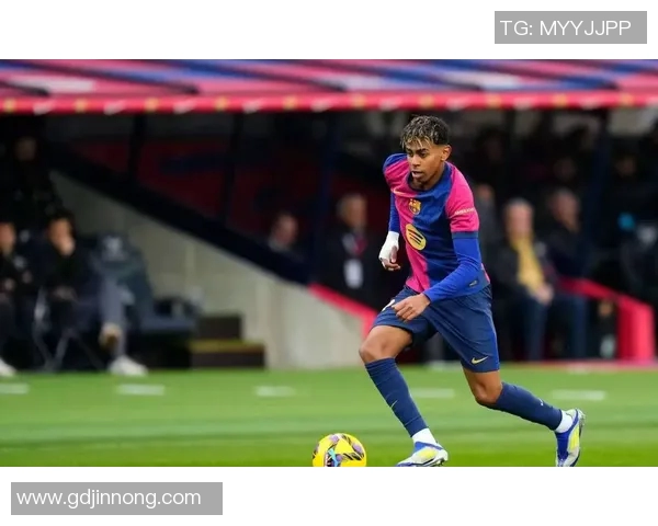 皇马与巴萨巅峰对决再度上演谁将赢得这场足球盛宴的荣耀